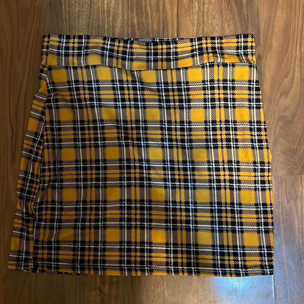 stretchy plaid skirt